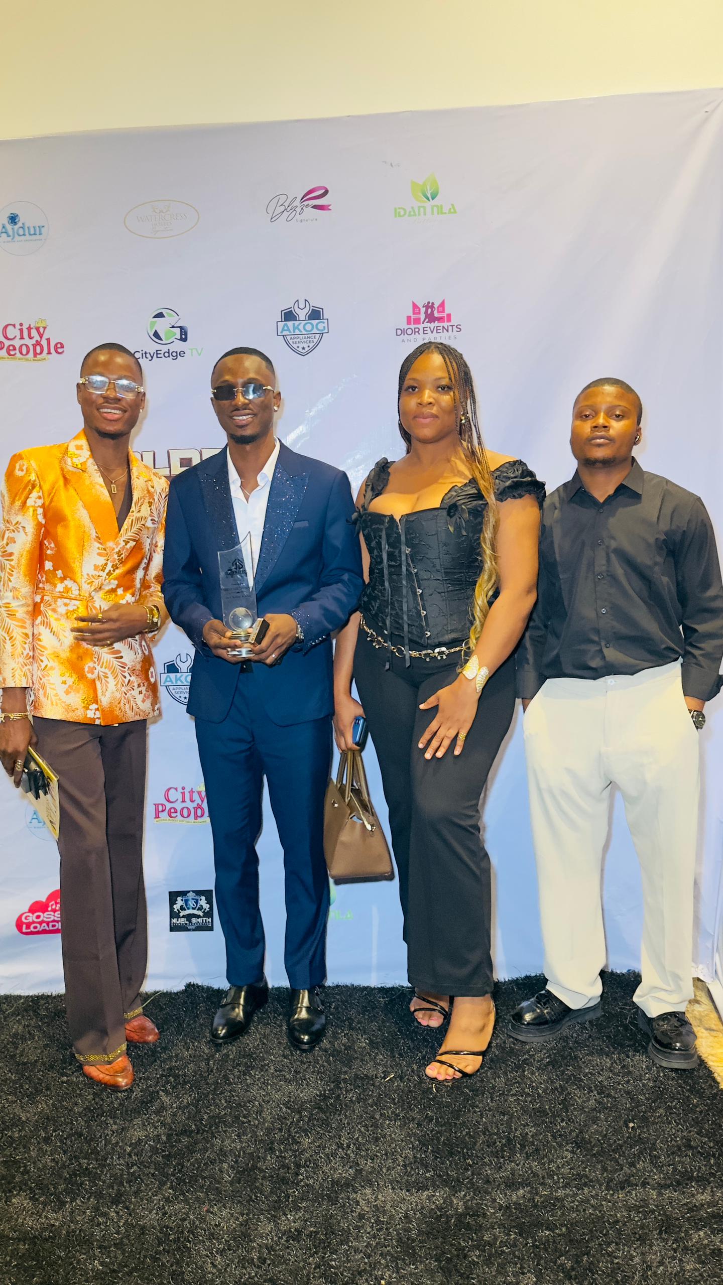 Afebende Barrycassper Ashi Wins Best Selling Realtor Award